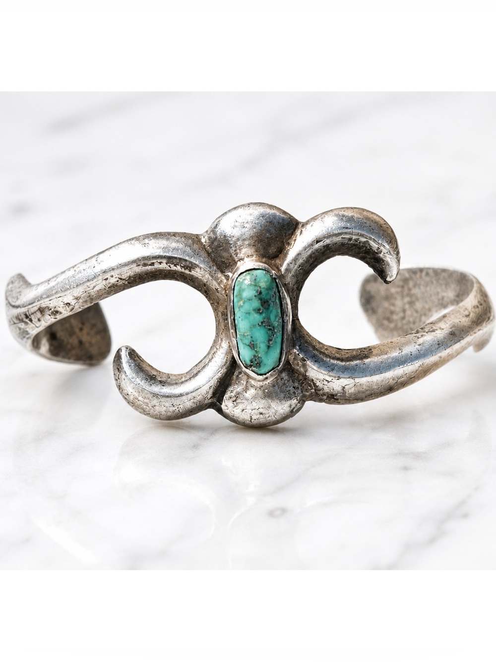 Vintage Navajo Sandcast Sterling Silver Turquoise Cuff Bracelet Asymmetrical 31g